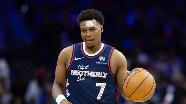 Will Kyle Lowry face the Bucks on Sunday?
